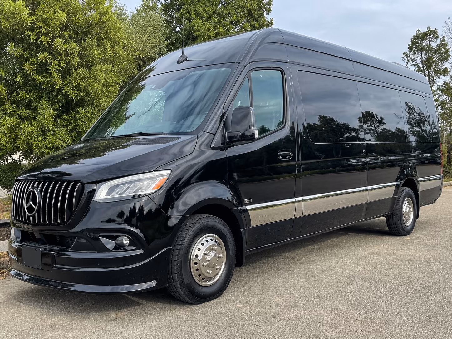 book a bus for your next birthday 1