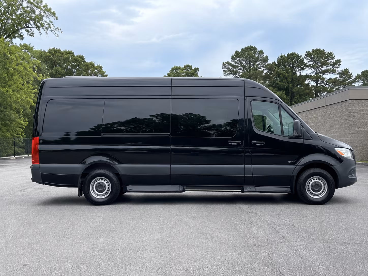 book a bus for your next corporate event 5