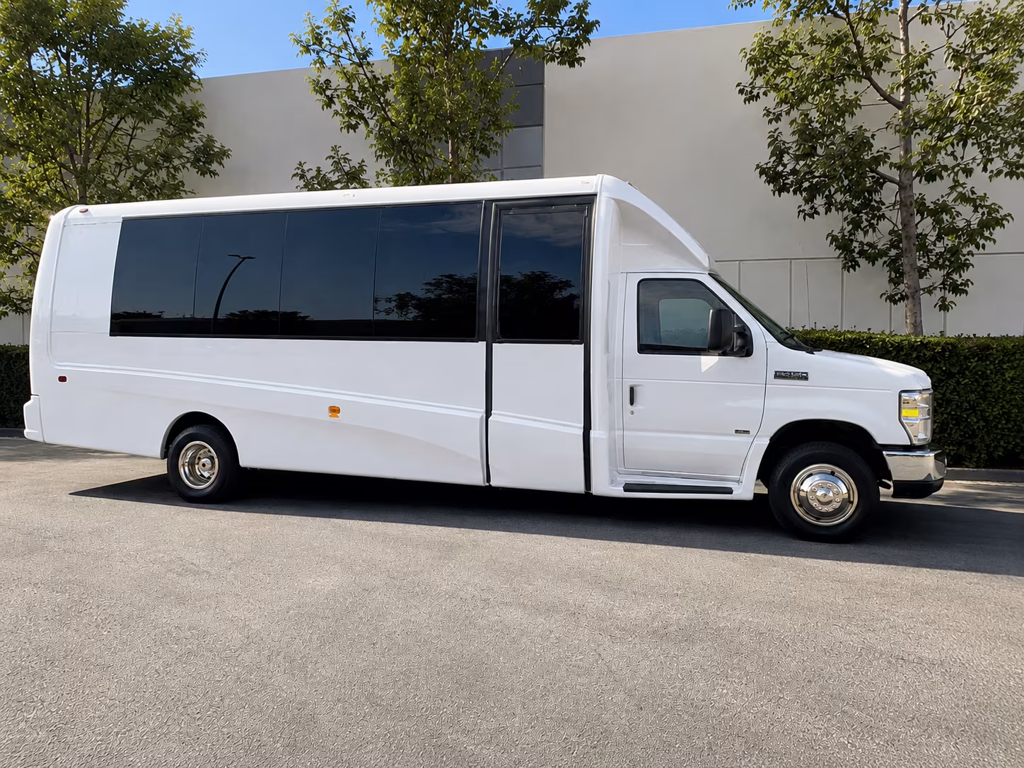 book a bus for your next private event 1