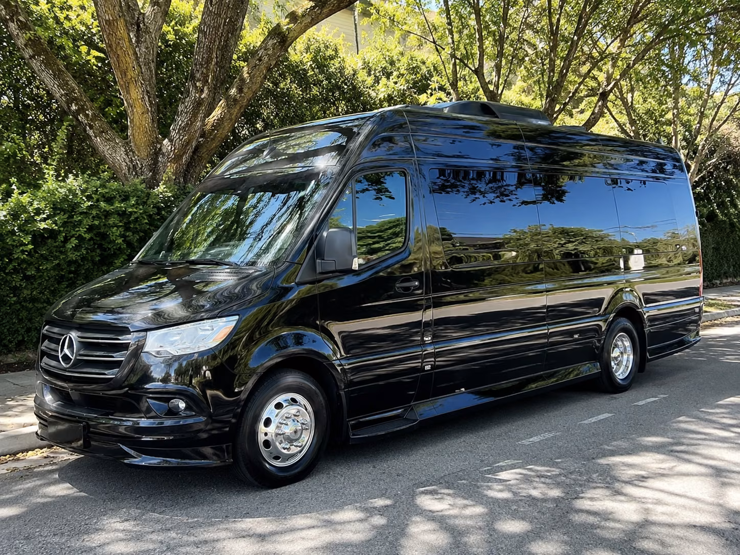 book a bus for your next sporting event 3