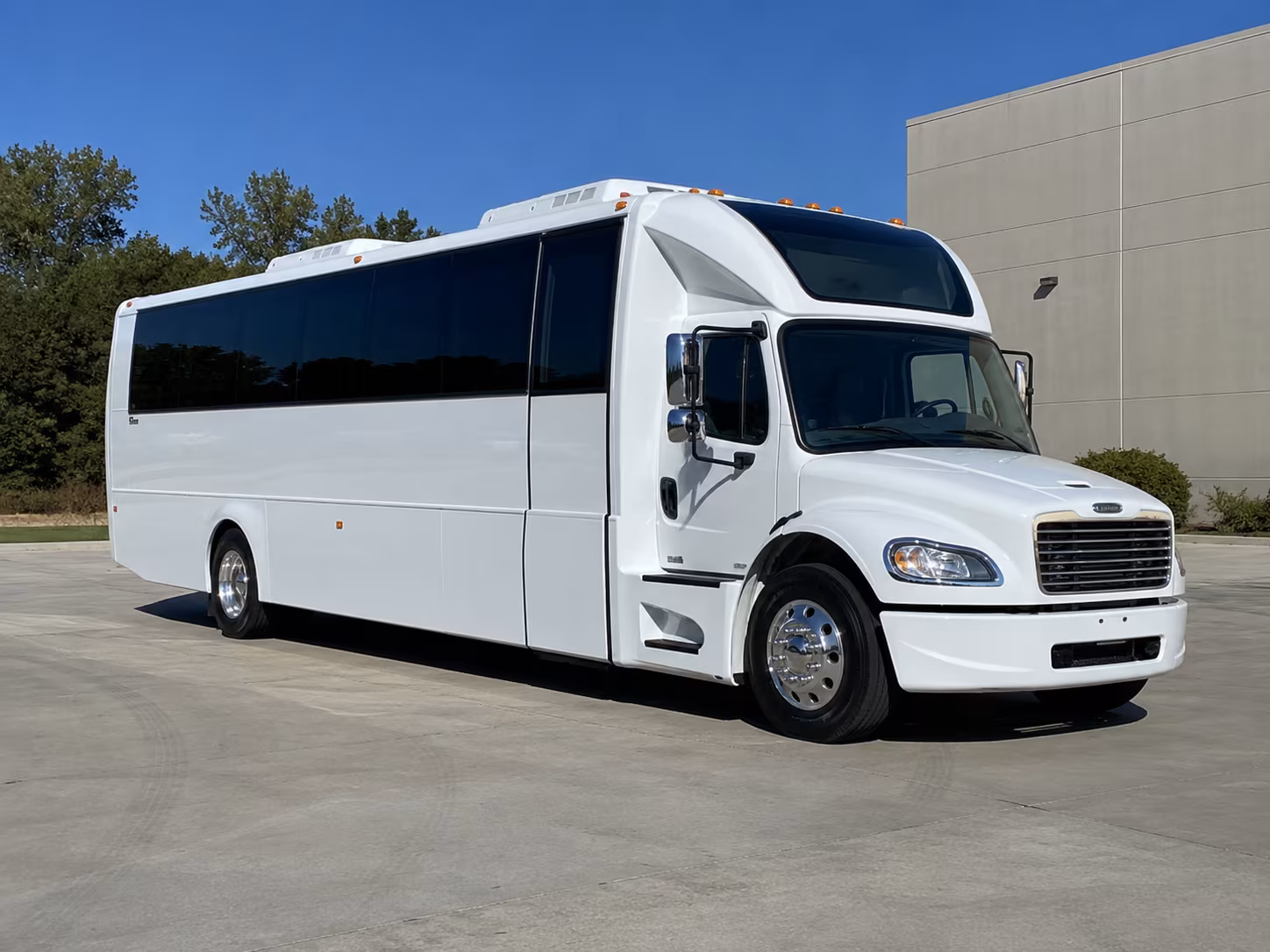 sparks bus rentals for bachelor and bachelorette groups flying into reno tahoe